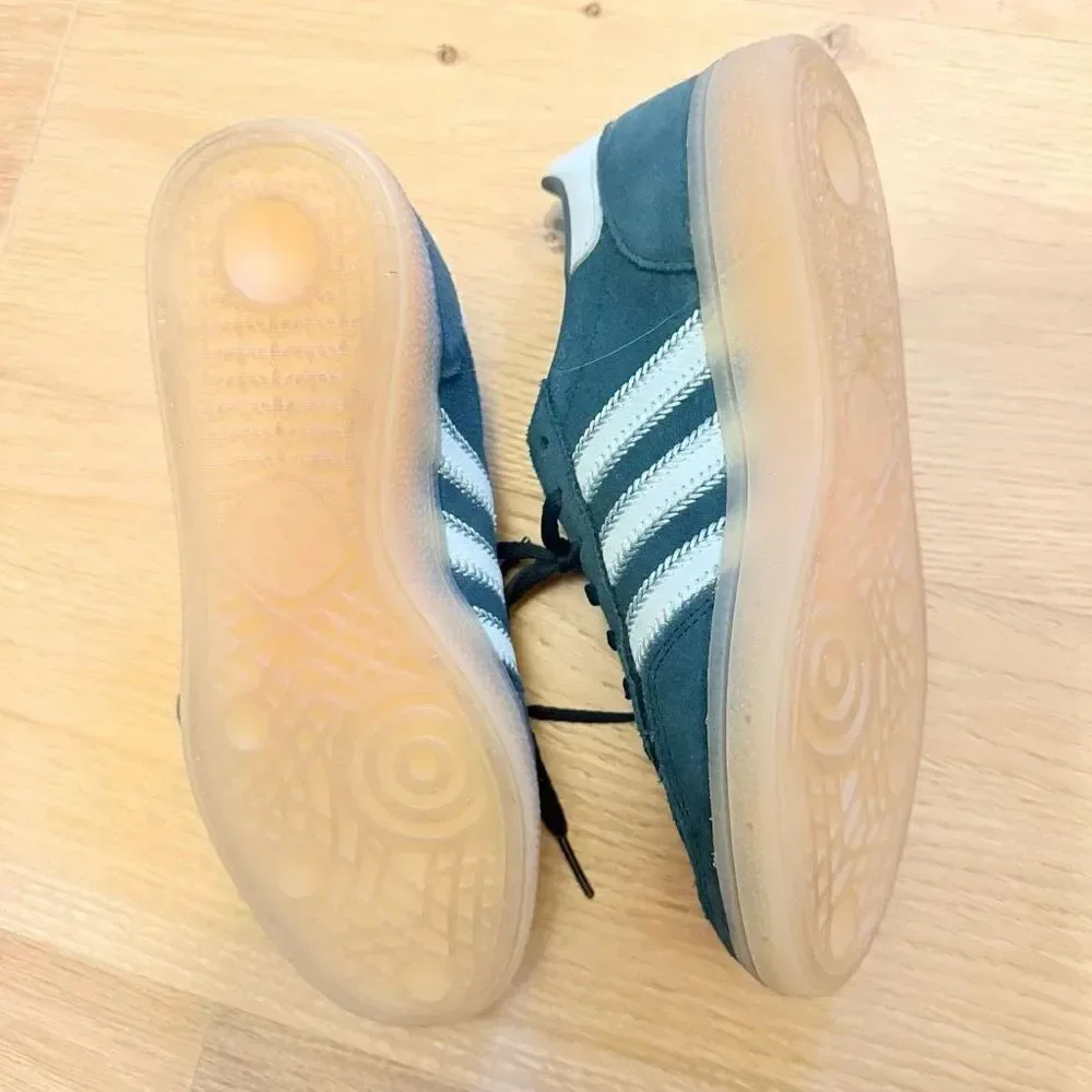 adidas HANDBALL SPEZIAL SHOES size 7